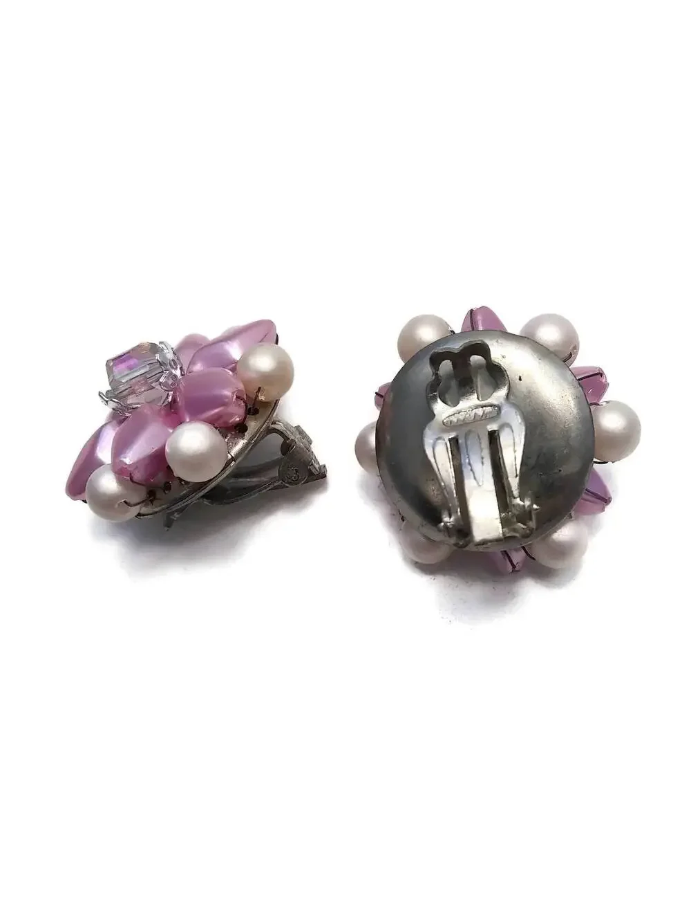VTG JAPAN Plastic White, Faux Pearl and Purple Colored Flower Clip on Earrings.